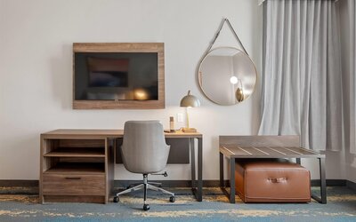 La Quinta Inn & Suites by Wyndham La Habra