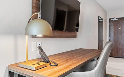 La Quinta Inn & Suites by Wyndham La Habra