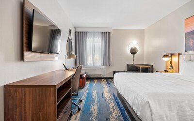La Quinta Inn & Suites by Wyndham La Habra