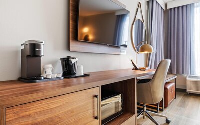 La Quinta Inn & Suites by Wyndham La Habra