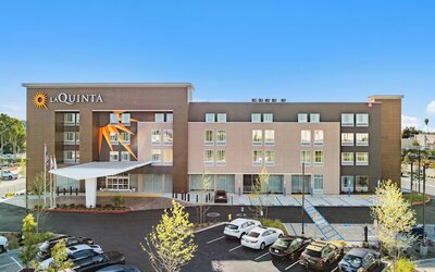 La Quinta Inn & Suites by Wyndham La Habra