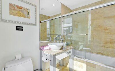 Brickell Ave Suites-Miami