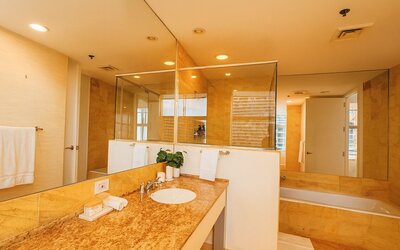 Brickell Ave Suites-Miami