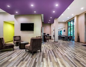 La Quinta Inn & Suites by Wyndham Pomona