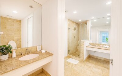 Brickell Ave Suites-Miami