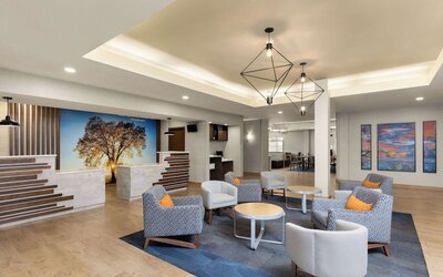 La Quinta Inn & Suites by Wyndham Santa Clarita - Valencia