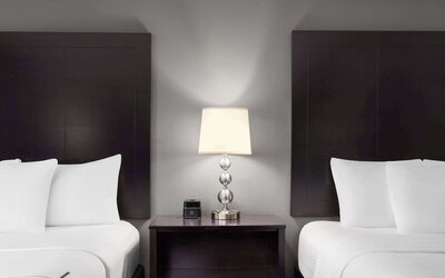 La Quinta Inn & Suites by Wyndham Santa Clarita - Valencia