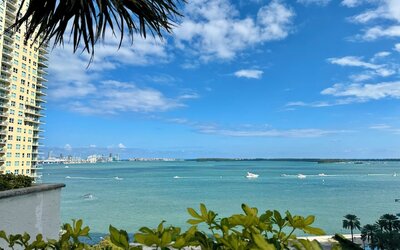 Miami Brickell unit Balcony Pool 1 pkg