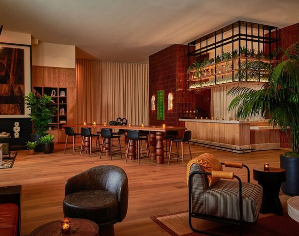 HOLLYWOOD VOLUME, a Tribute Portfolio Hotel