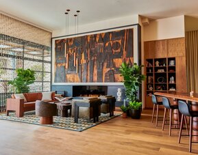HOLLYWOOD VOLUME, a Tribute Portfolio Hotel