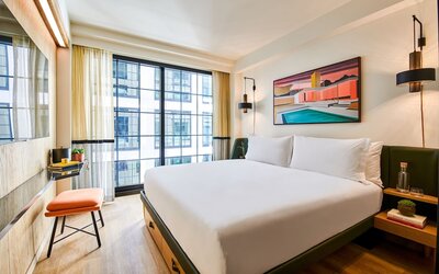 HOLLYWOOD VOLUME, a Tribute Portfolio Hotel