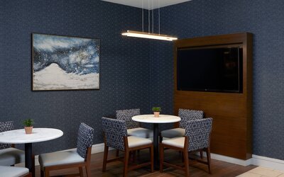 Courtyard by Marriott Los Angeles LAX/Century Boulevard
