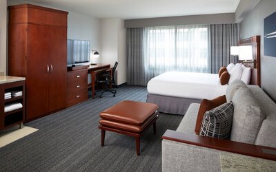 Courtyard by Marriott Los Angeles LAX/Century Boulevard