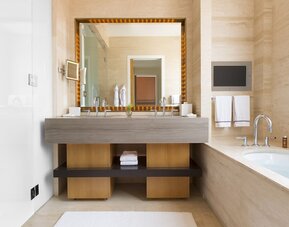 Hotel Bel-Air - Dorchester Collection