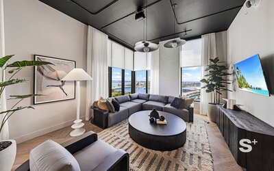 Heart of Downtown-1BR with Skyline Views