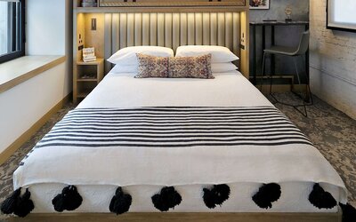 The Wayfarer Downtown LA, Tapestry Collection by Hilton