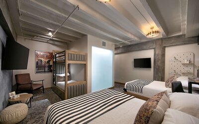 The Wayfarer Downtown LA, Tapestry Collection by Hilton