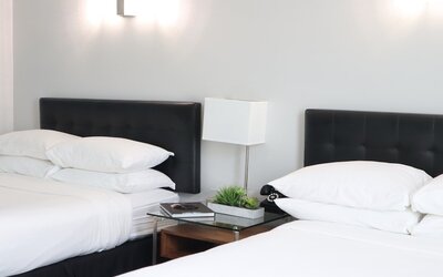 Park Plaza Lodge Hotel