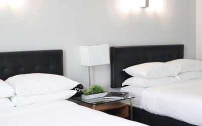 Park Plaza Lodge Hotel