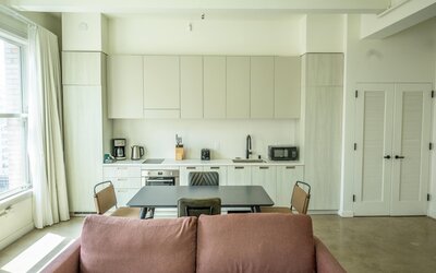Reside Craftsman Los Angeles, a Wyndham Residence
