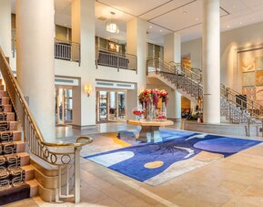 Omni Los Angeles Hotel at California Plaza