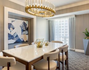 Omni Los Angeles Hotel at California Plaza