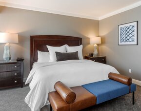 Omni Los Angeles Hotel at California Plaza
