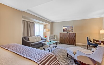 Omni Los Angeles Hotel at California Plaza
