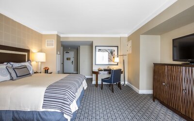 Omni Los Angeles Hotel at California Plaza