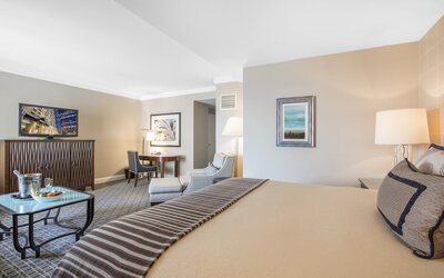 Omni Los Angeles Hotel at California Plaza