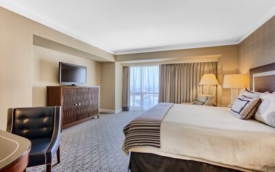 Omni Los Angeles Hotel at California Plaza