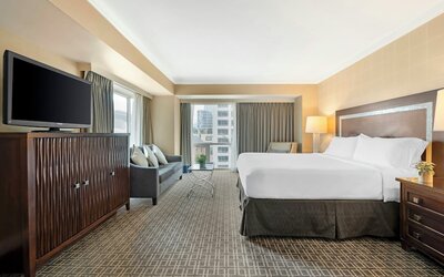 Omni Los Angeles Hotel at California Plaza