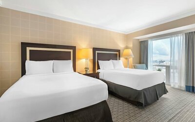 Omni Los Angeles Hotel at California Plaza