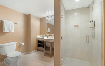 Omni Los Angeles Hotel at California Plaza