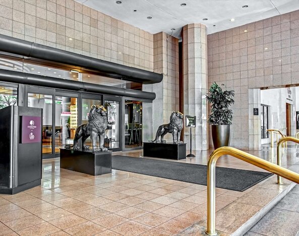 DoubleTree by Hilton Grand Hotel Biscayne Bay