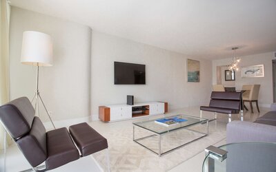 DoubleTree by Hilton Grand Hotel Biscayne Bay