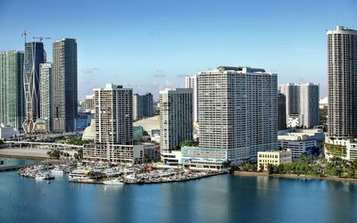 DoubleTree by Hilton Grand Hotel Biscayne Bay