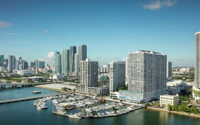 DoubleTree by Hilton Grand Hotel Biscayne Bay