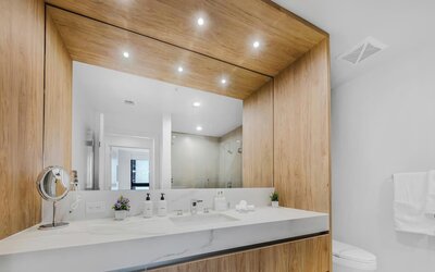 The Crosby Exclusive Condo - Pool & Gym