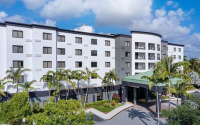 Courtyard by Marriott Miami at Dolphin Mall