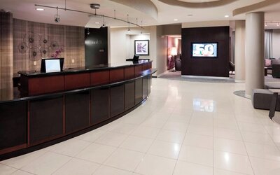 Courtyard by Marriott Miami at Dolphin Mall
