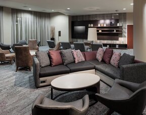 Courtyard by Marriott Miami at Dolphin Mall