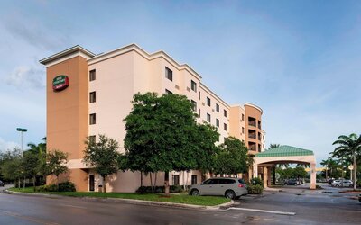 Courtyard by Marriott Miami at Dolphin Mall