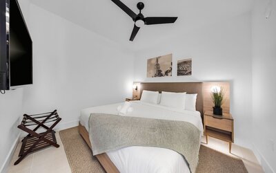 1-BD Condo in DTW Miami - City Views