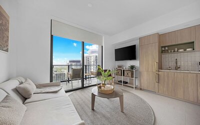 1-BD Condo in DTW Miami - City Views