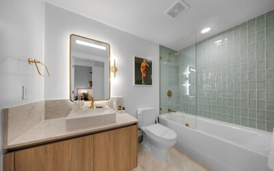 1-BD Condo in DTW Miami - City Views