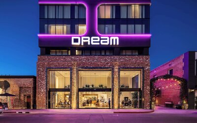 Dream Hollywood, by Hyatt