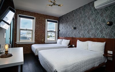 H Hotel