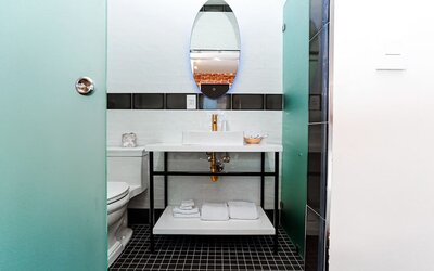 H Hotel