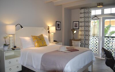 Hollywood Hotel